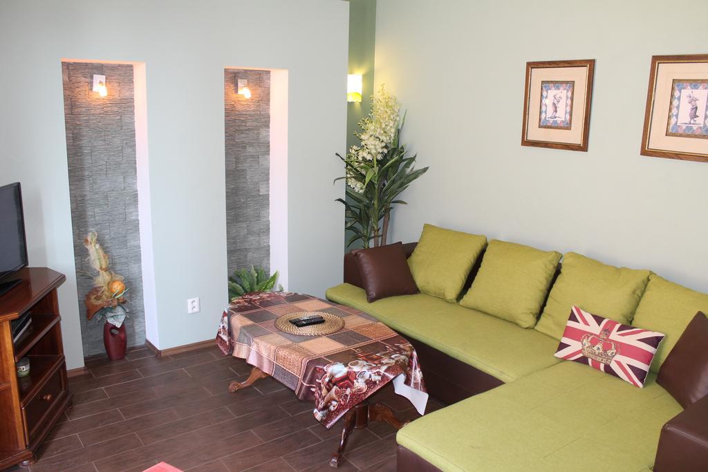 Apartmany Pri Auparku Piest'any Ngoại thất bức ảnh